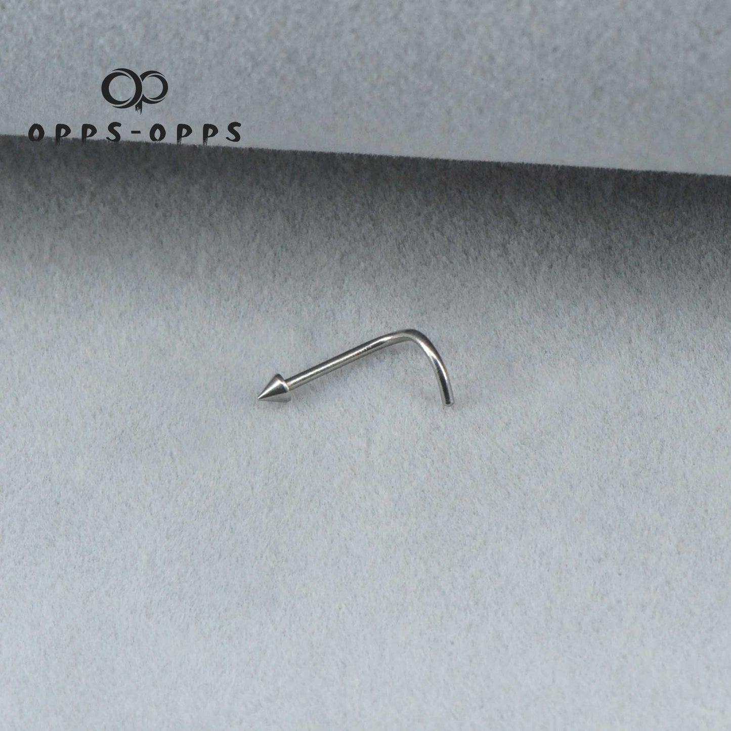 CONE END CURVES L-SHAPE NOSE STUD