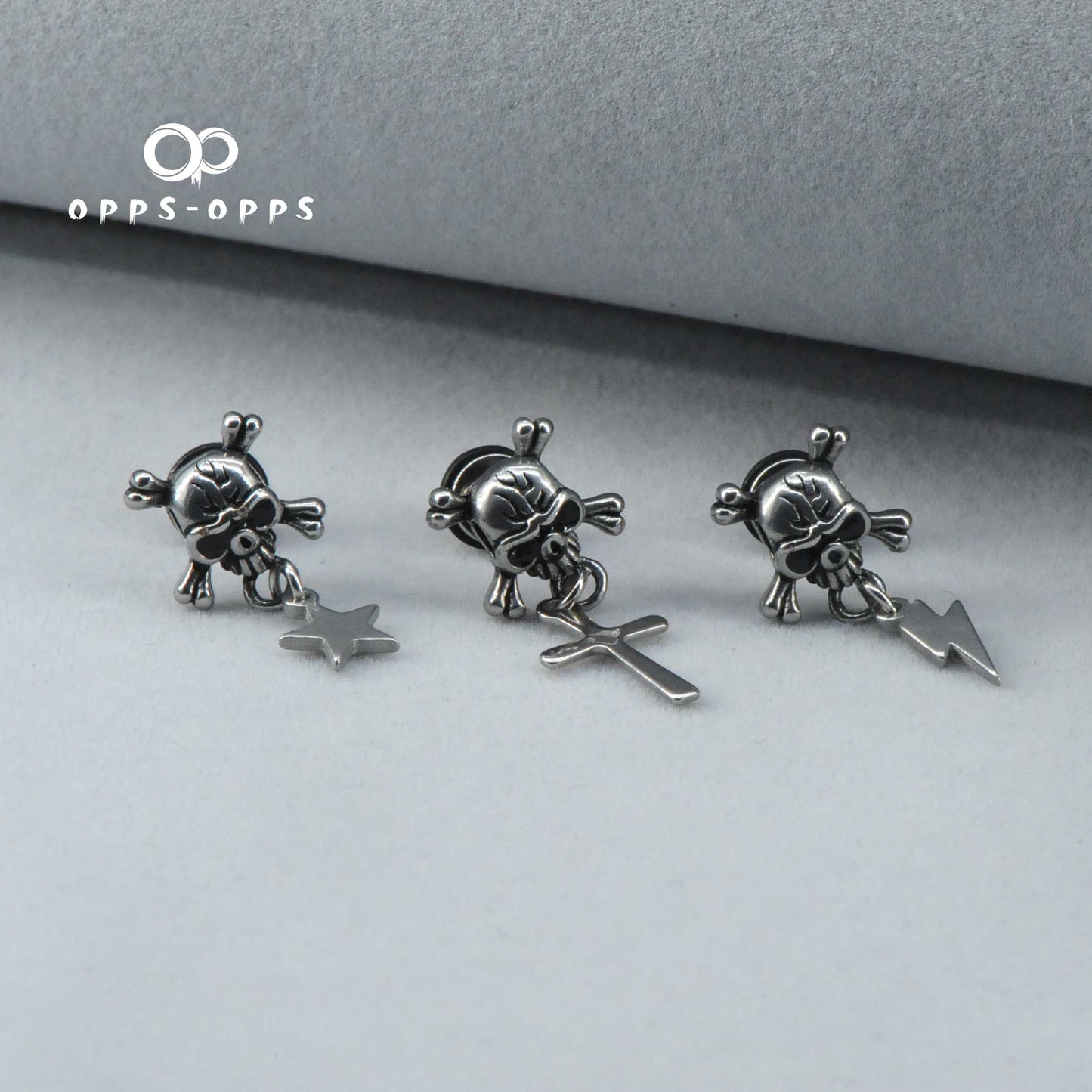 SKULL DANGLE STUD EARRING