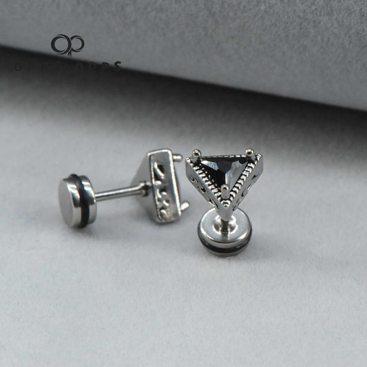 TRIANGLE PLATE STUD EARRING