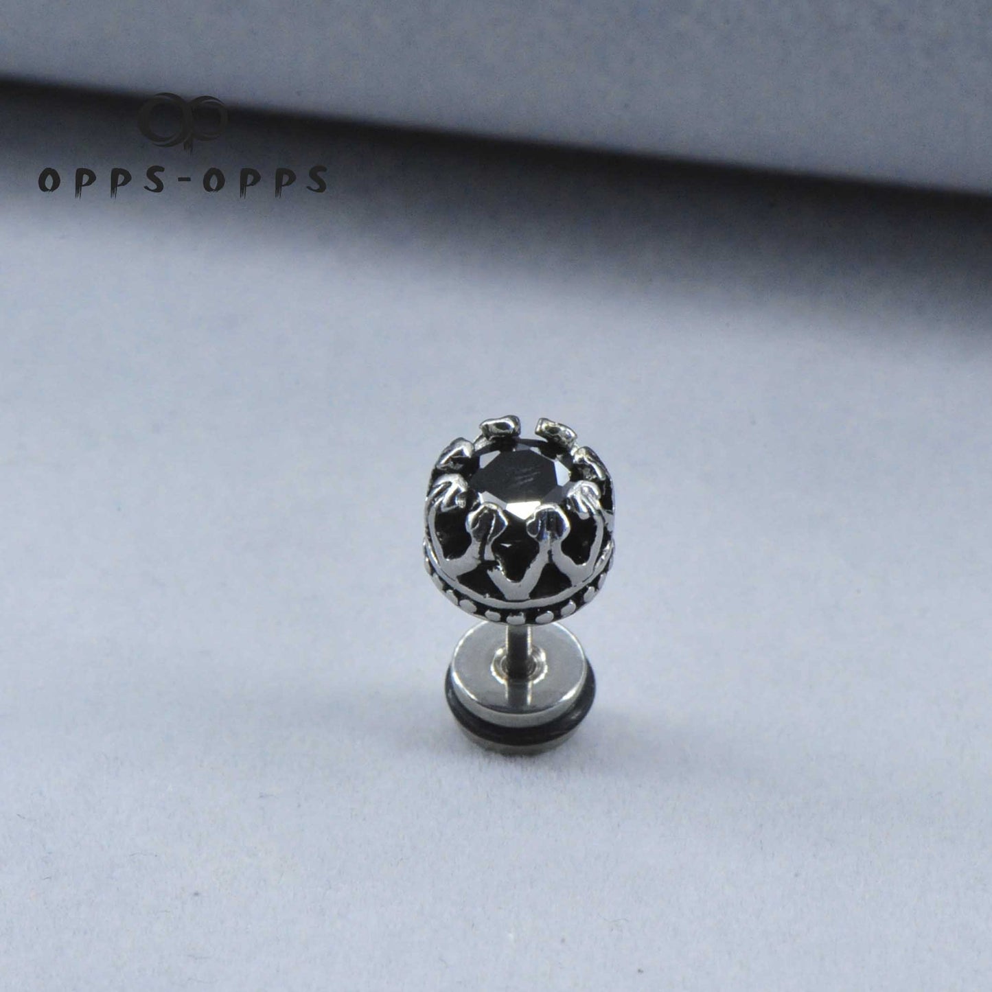 CROWN DIAMOND EAR STUD