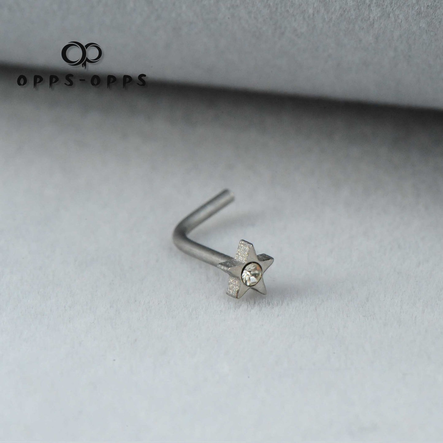 IMPLANT DIAMOND L-SHAPE NOSE STUD